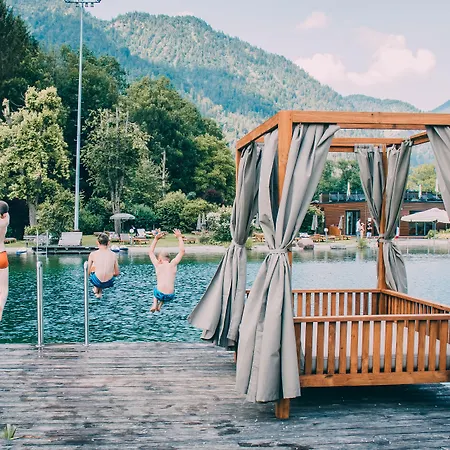 Post Family 4* אונקן